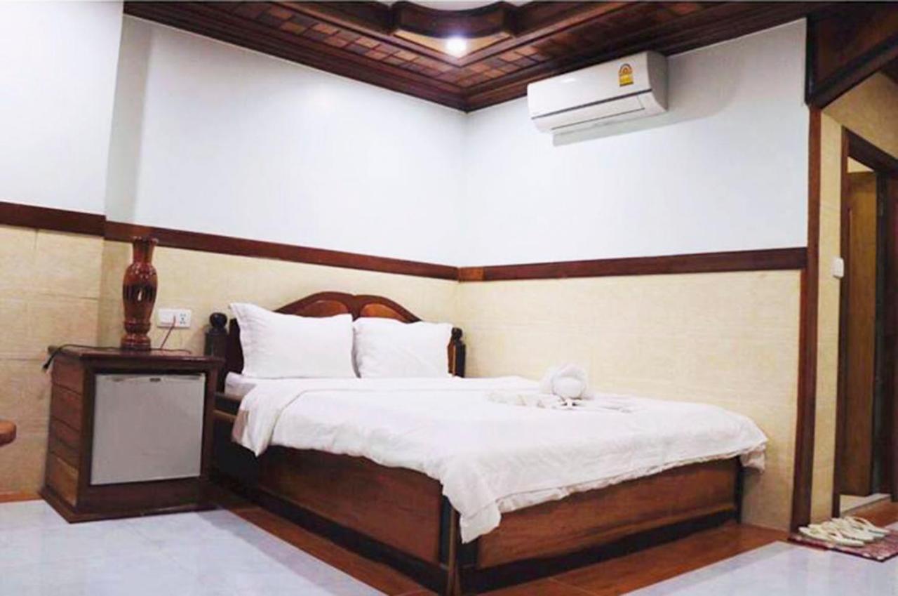 Ly Meng Hotel พระตะบอง ภายนอก รูปภาพ