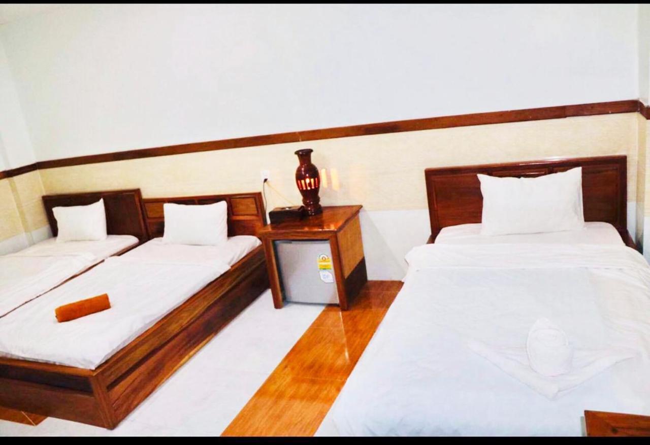Ly Meng Hotel พระตะบอง ภายนอก รูปภาพ